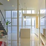 Moderno Duplex Sevillano Apartmán *